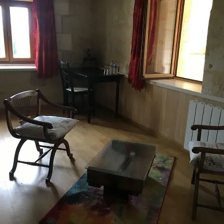 Logis De La Tour Обтер-сюр-Дронн