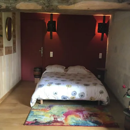 Logis De La Tour Отель типа 